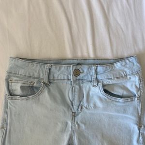 light wash skinny jeans